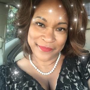 Meet your Posher, Felicia